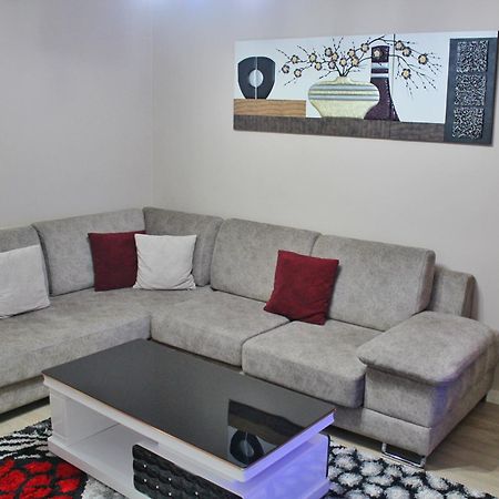 Essy'S Apartment Görice Dış mekan fotoğraf